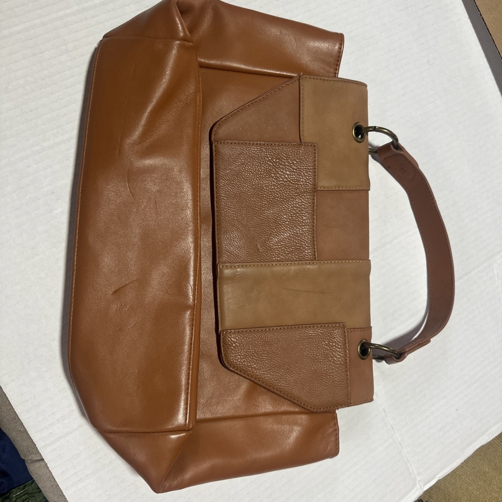 Universal Thread Brown Top Handle Bag with Zipper Accent, Inner Pockets, Lined